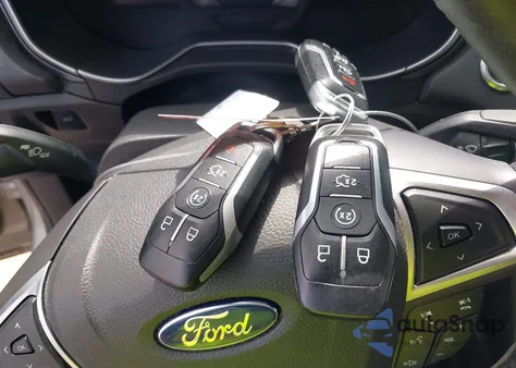 2015 Ford Fusion Energi Titanium from USA, damaged, VIN 3FA6P0SU3FR114739